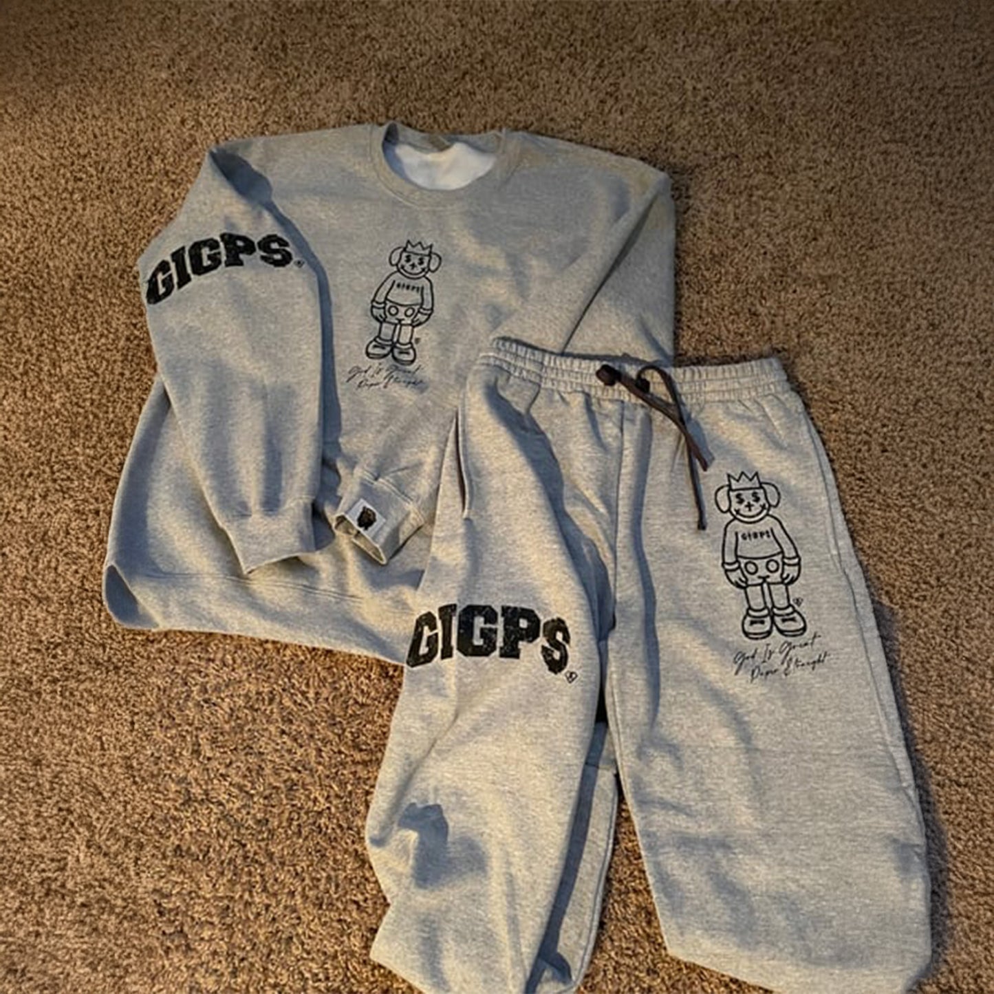 Almighty GIGPS Crew Neck & Sweatpants Set