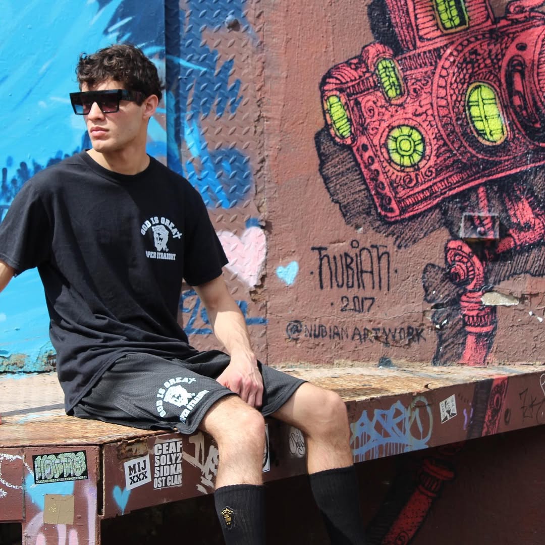 GIGPS Front-Back Logo Tee - Black